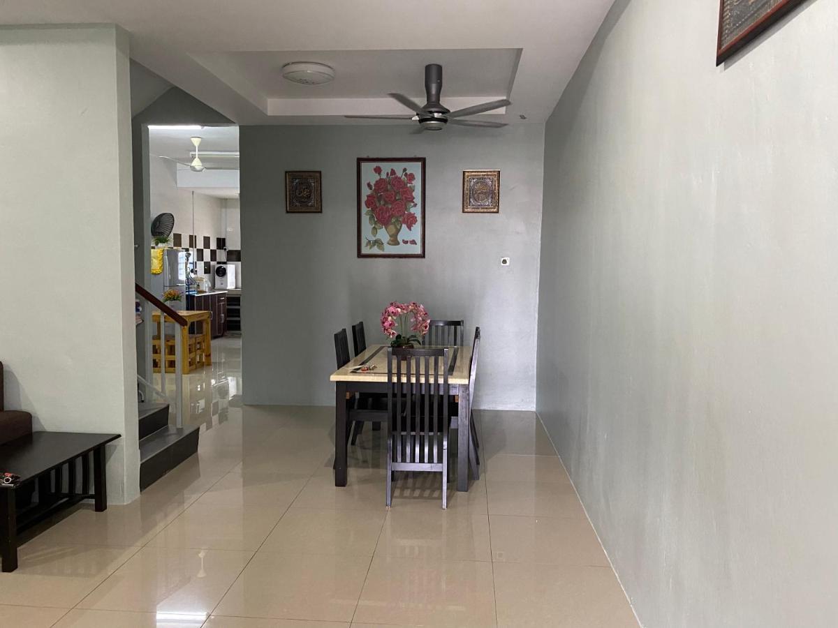 Makmur Homestay Taiping Buitenkant foto